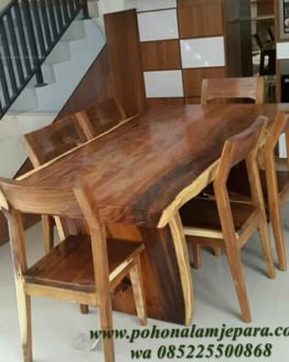 meja makan kayu trembesi